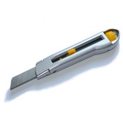 Nóż aluminiowy z blokadą